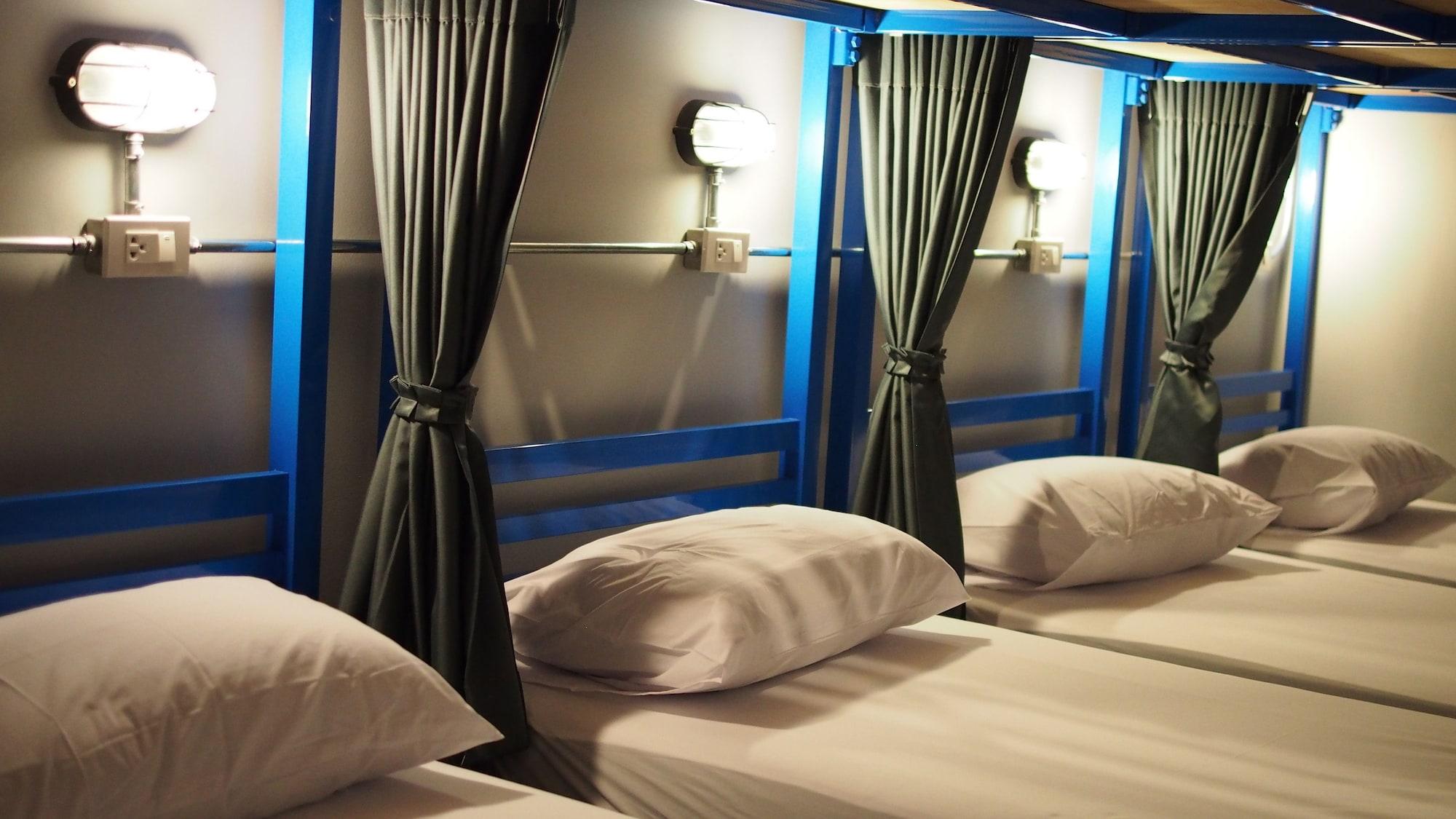 Loftel Station Hostel Bangkok Kültér fotó