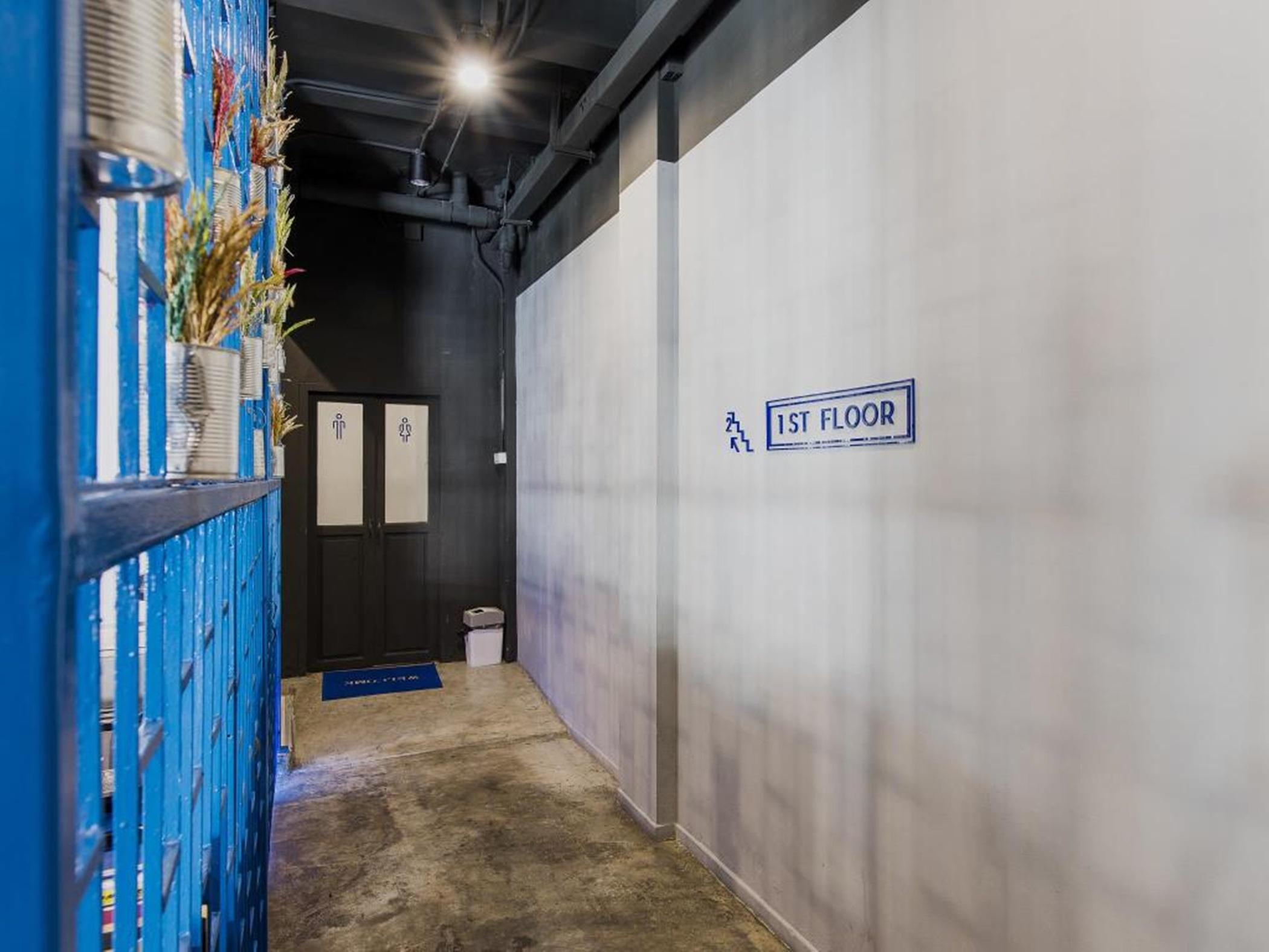 Loftel Station Hostel Bangkok Kültér fotó
