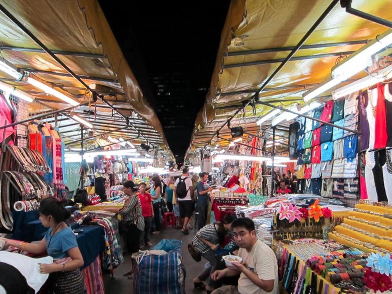Loftel Station Hostel Bangkok Kültér fotó