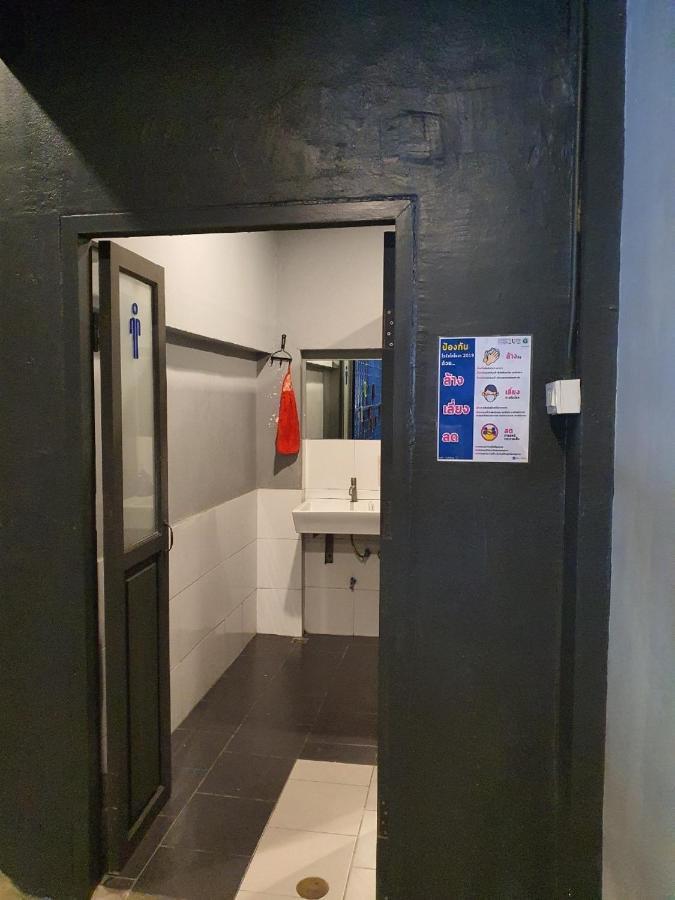 Loftel Station Hostel Bangkok Kültér fotó